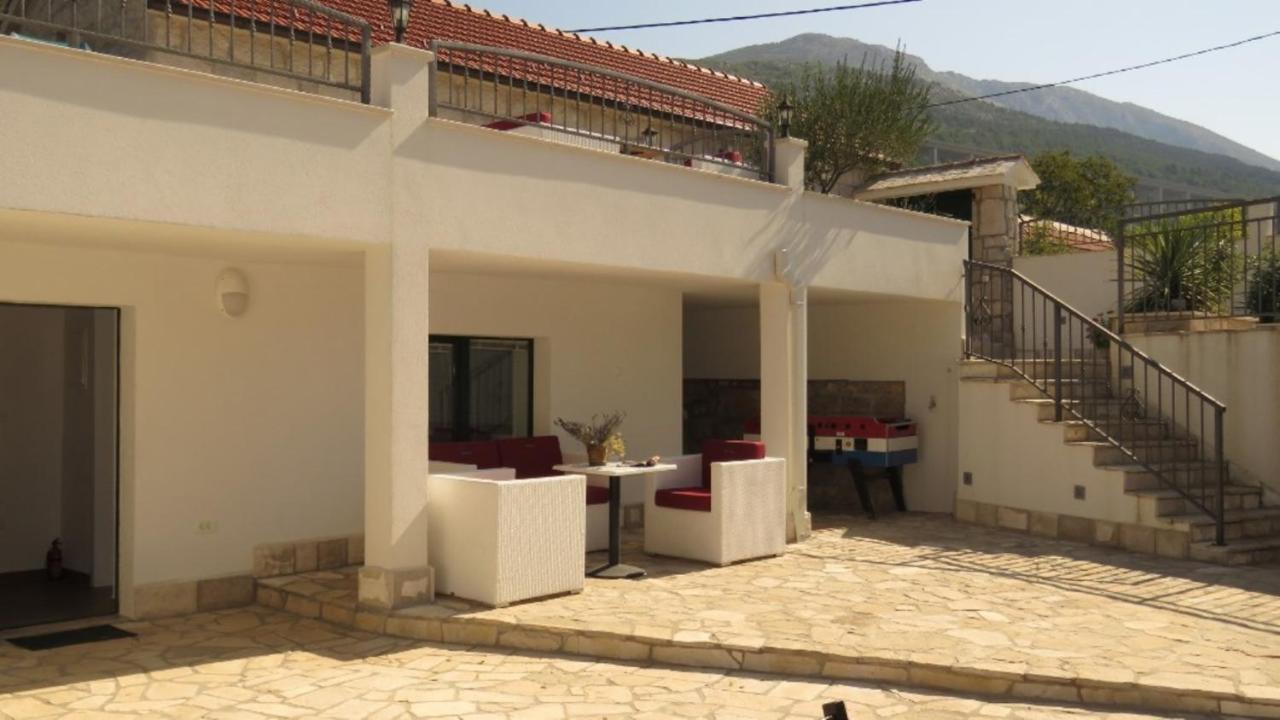فيلا Dvori Stipanovi With Heated Pool And Jacuzzi Donje Rascane المظهر الخارجي الصورة